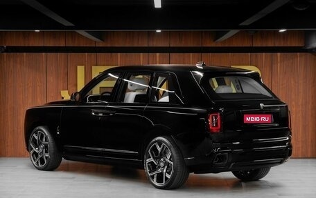 Rolls-Royce Cullinan, 2025 год, 78 125 000 рублей, 8 фотография