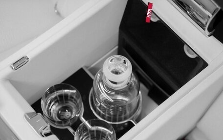 Rolls-Royce Cullinan, 2025 год, 78 125 000 рублей, 36 фотография