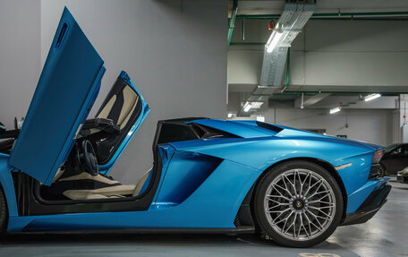 Lamborghini Aventador I рестайлинг, 2018 год, 34 990 000 рублей, 22 фотография