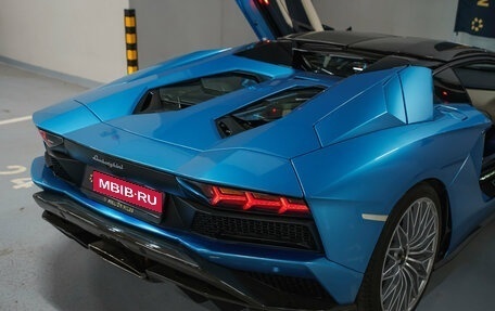 Lamborghini Aventador I рестайлинг, 2018 год, 34 990 000 рублей, 31 фотография