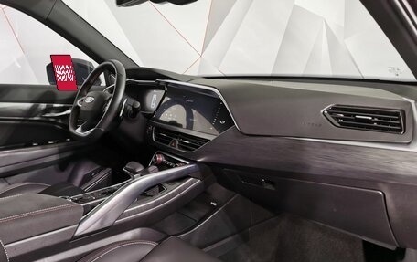 Geely Tugella FY11, 2023 год, 3 195 000 рублей, 13 фотография