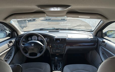 Dodge Stratus II, 2005 год, 235 000 рублей, 11 фотография