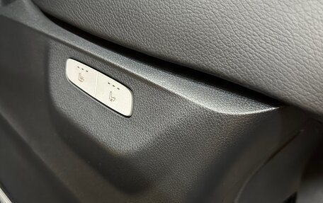 Mercedes-Benz V-Класс, 2018 год, 5 690 000 рублей, 7 фотография