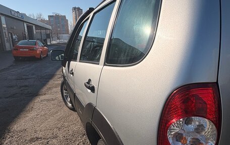 Chevrolet Niva I рестайлинг, 2018 год, 630 000 рублей, 6 фотография