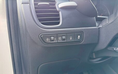 KIA Rio IV, 2018 год, 1 270 000 рублей, 6 фотография