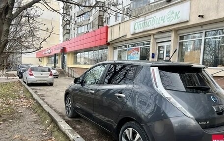 Nissan Leaf I, 2013 год, 1 100 000 рублей, 6 фотография