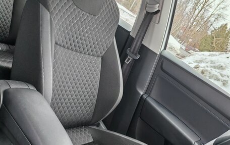 Skoda Rapid I, 2015 год, 1 100 000 рублей, 12 фотография