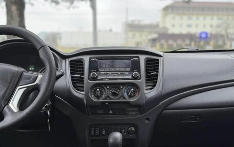 Mitsubishi L200 IV рестайлинг, 2021 год, 2 550 000 рублей, 15 фотография