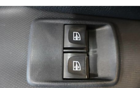 Renault Sandero II рестайлинг, 2015 год, 659 000 рублей, 13 фотография