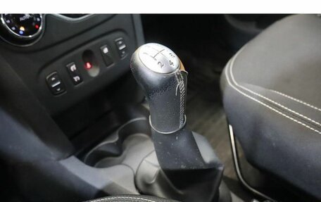 Renault Sandero II рестайлинг, 2015 год, 659 000 рублей, 12 фотография