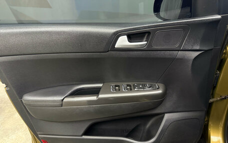 KIA Sportage IV рестайлинг, 2016 год, 1 890 000 рублей, 10 фотография