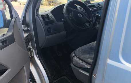 Volkswagen Transporter T5 рестайлинг, 2009 год, 1 275 000 рублей, 9 фотография