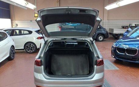 Volkswagen Passat B8 рестайлинг, 2023 год, 2 625 000 рублей, 8 фотография