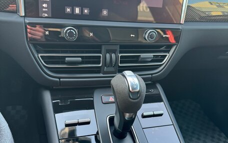 Porsche Macan I рестайлинг, 2025 год, 12 700 000 рублей, 18 фотография