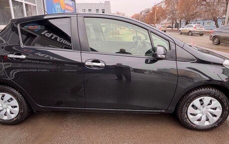 Toyota Vitz, 2019 год, 1 178 000 рублей, 3 фотография