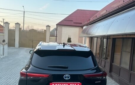 Toyota Highlander, 2021 год, 4 800 000 рублей, 4 фотография