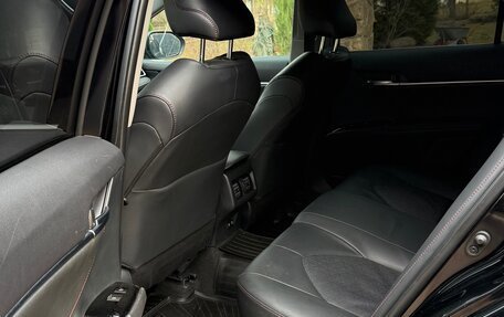 Toyota Camry, 2020 год, 3 300 000 рублей, 7 фотография