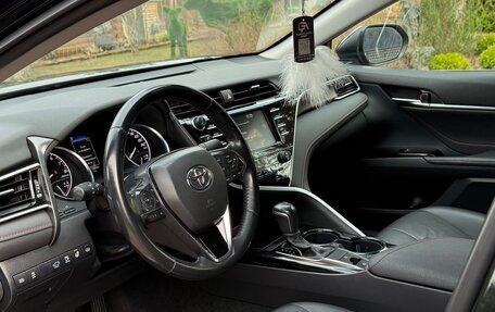 Toyota Camry, 2020 год, 3 300 000 рублей, 8 фотография