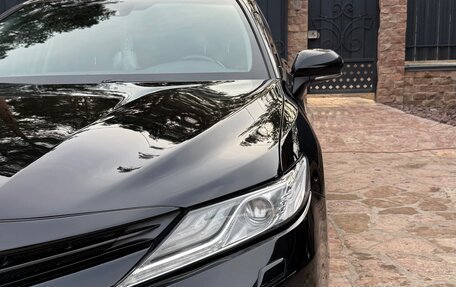 Toyota Camry, 2020 год, 3 300 000 рублей, 3 фотография