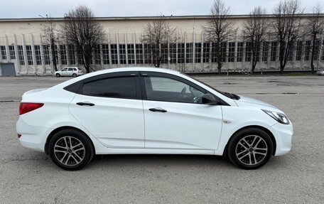 Hyundai Solaris II рестайлинг, 2014 год, 890 000 рублей, 2 фотография