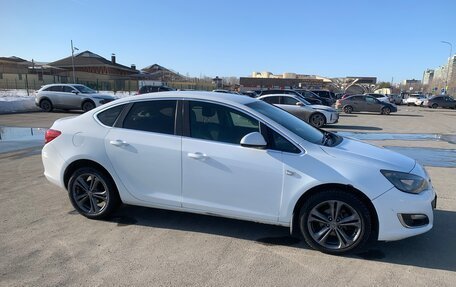 Opel Astra J, 2014 год, 680 000 рублей, 2 фотография