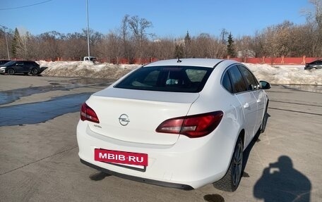 Opel Astra J, 2014 год, 680 000 рублей, 3 фотография