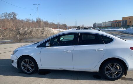 Opel Astra J, 2014 год, 680 000 рублей, 6 фотография