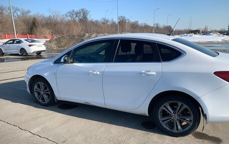 Opel Astra J, 2014 год, 680 000 рублей, 5 фотография