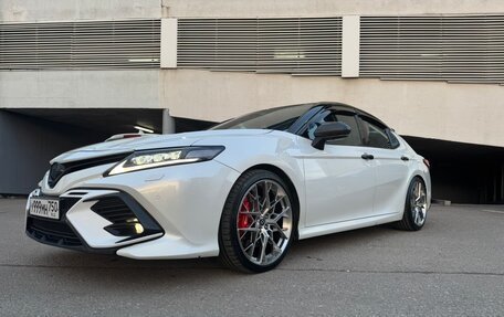 Toyota Camry, 2019 год, 3 599 999 рублей, 5 фотография