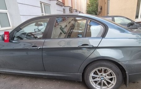 BMW 3 серия, 2011 год, 1 286 000 рублей, 7 фотография