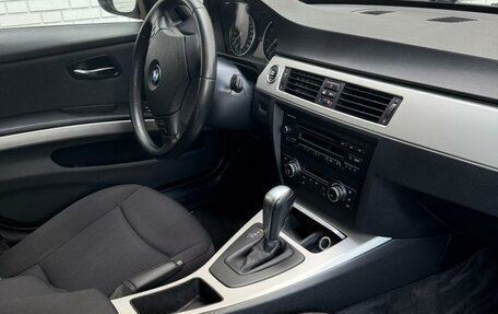 BMW 3 серия, 2011 год, 1 286 000 рублей, 11 фотография