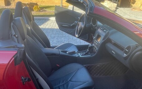 Mercedes-Benz SLK-Класс, 2006 год, 1 900 000 рублей, 17 фотография