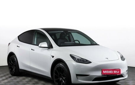 Tesla Model Y I, 2021 год, 4 390 000 рублей, 3 фотография