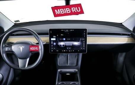 Tesla Model Y I, 2021 год, 4 390 000 рублей, 13 фотография