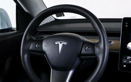 Tesla Model Y I, 2021 год, 4 390 000 рублей, 15 фотография