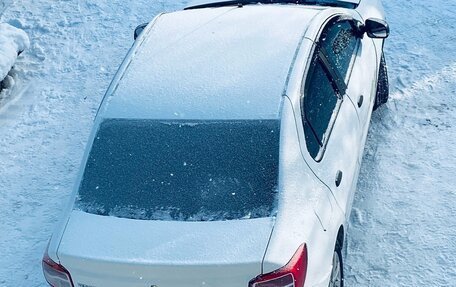 Renault Logan II, 2015 год, 550 000 рублей, 4 фотография