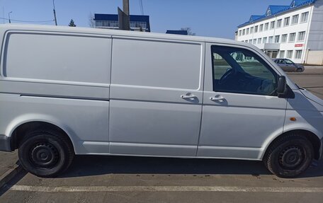 Volkswagen Transporter T5 рестайлинг, 2006 год, 960 000 рублей, 6 фотография