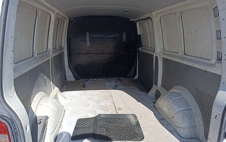 Volkswagen Transporter T5 рестайлинг, 2006 год, 960 000 рублей, 16 фотография