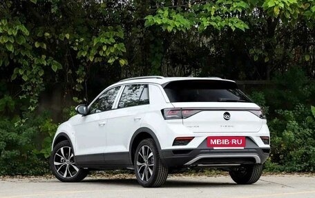 Volkswagen T-Roc I, 2025 год, 2 800 000 рублей, 4 фотография