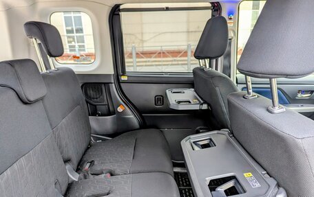 Toyota Tank I, 2019 год, 1 230 000 рублей, 10 фотография