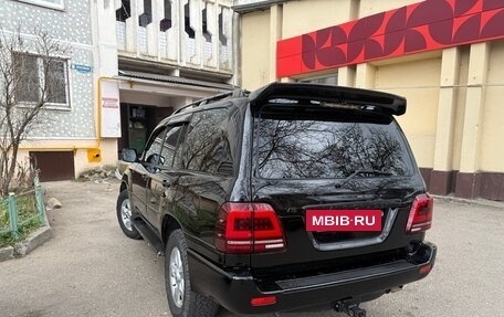 Toyota Land Cruiser 100 рестайлинг 2, 2004 год, 1 900 000 рублей, 4 фотография