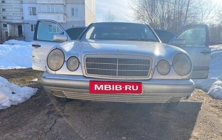 Mercedes-Benz E-Класс, 1998 год, 349 000 рублей, 11 фотография