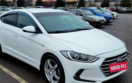 Hyundai Elantra VI рестайлинг, 2017 год, 1 390 000 рублей, 3 фотография