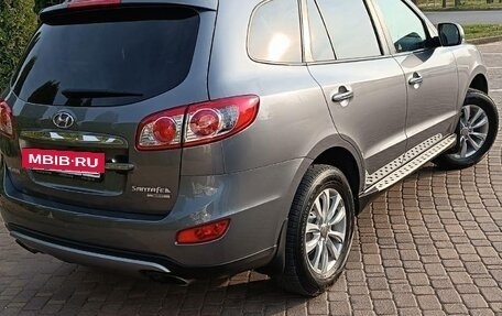 Hyundai Santa Fe III рестайлинг, 2011 год, 2 000 000 рублей, 3 фотография
