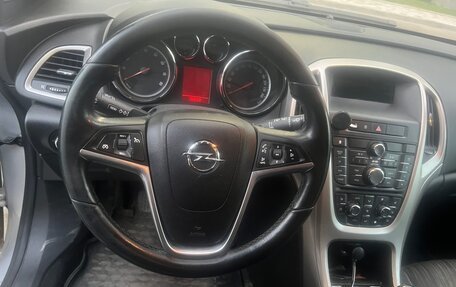 Opel Astra J, 2010 год, 600 000 рублей, 8 фотография