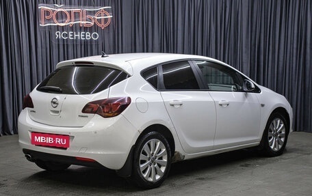 Opel Astra J, 2011 год, 649 000 рублей, 5 фотография