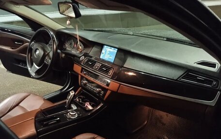 BMW 5 серия, 2011 год, 1 700 000 рублей, 10 фотография