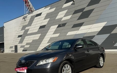 Toyota Camry, 2007 год, 830 000 рублей, 2 фотография