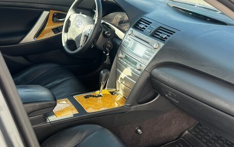 Toyota Camry, 2007 год, 830 000 рублей, 10 фотография