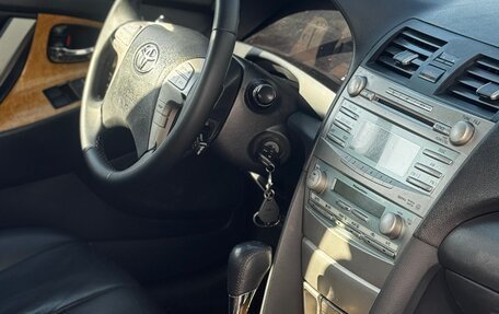 Toyota Camry, 2007 год, 830 000 рублей, 12 фотография